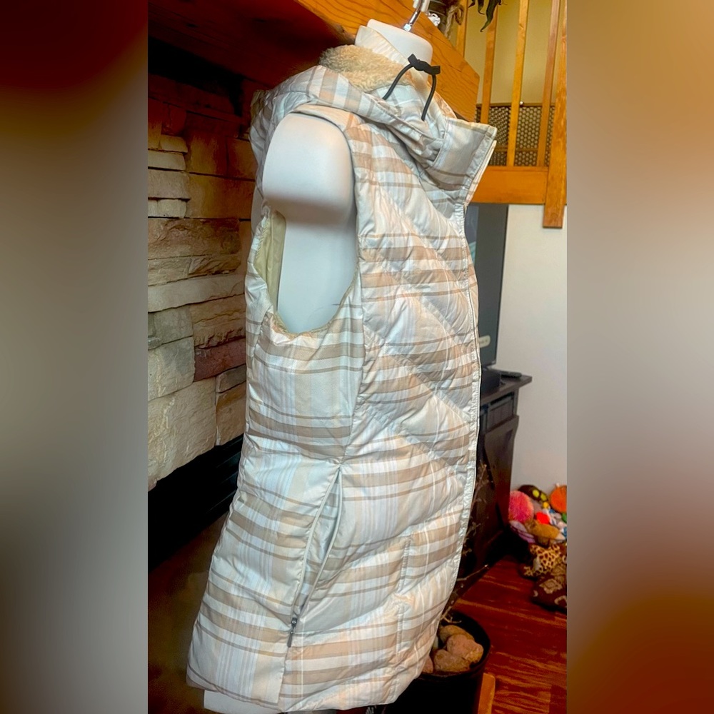 Plaid natural quilted vest